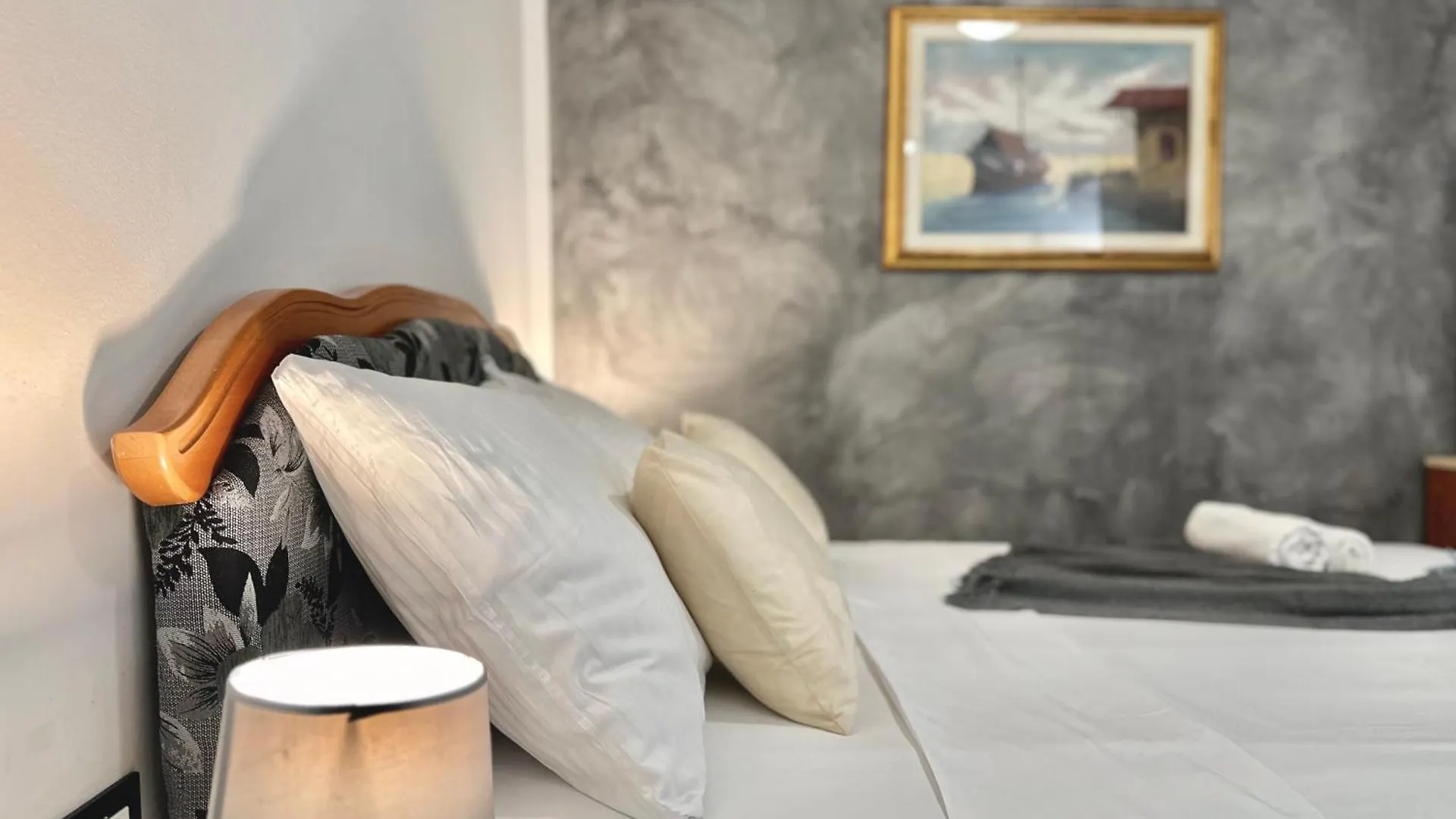 Kelly'S Rooms Poreč Hotel